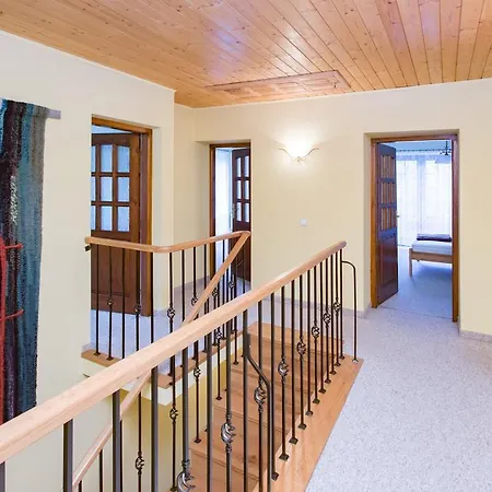 Villa Falsztyn Holiday Home Falsztyn