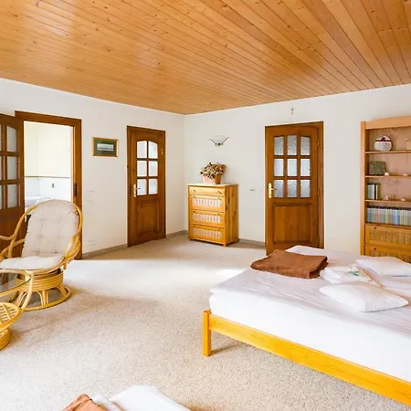 Villa Falsztyn Vakantiehuis Falsztyn
