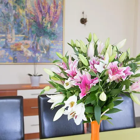 Villa Falsztyn Holiday Home Falsztyn